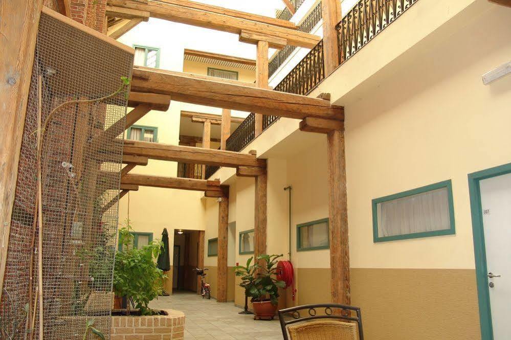 Condo Gardens Антверпен Екстериор снимка